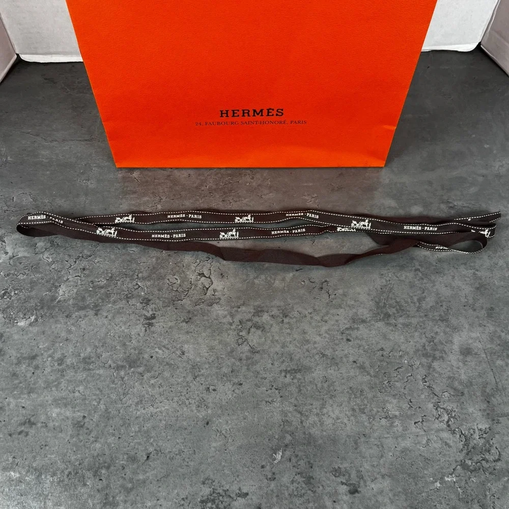Hermès Shopping Bag with Ribbon 11